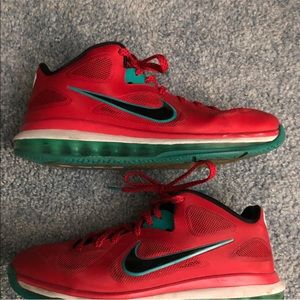 LeBron 9 Liverpool
